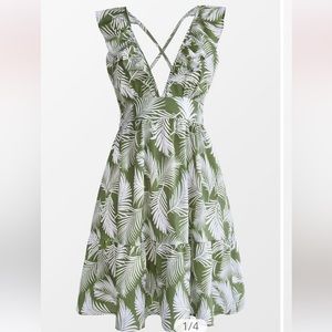NWOT Meghan Leafy Ruffle Trim Dress Tropical Leafy Crisscross Tie Back